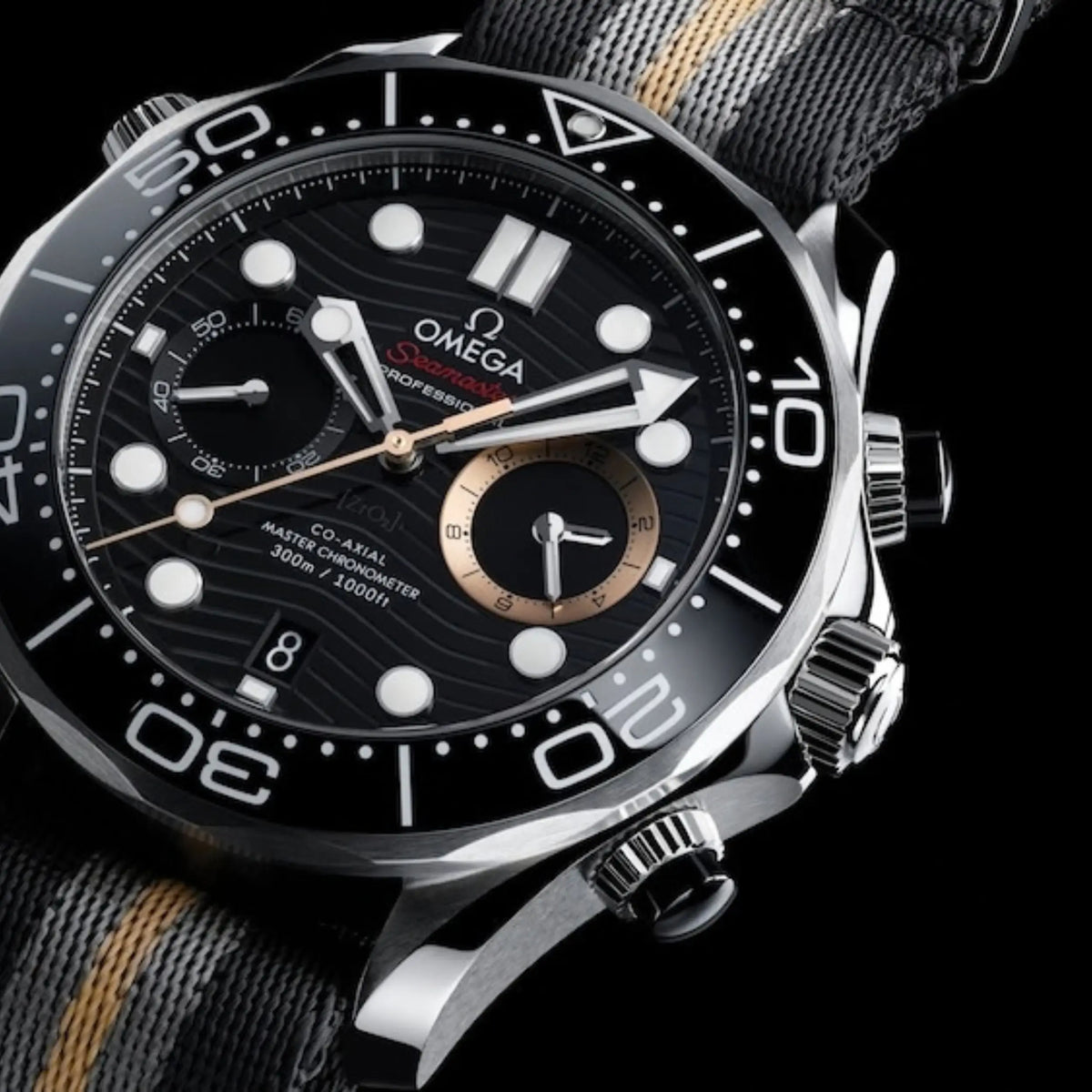Seamaster Diver 300M 007 First Light 44 mm