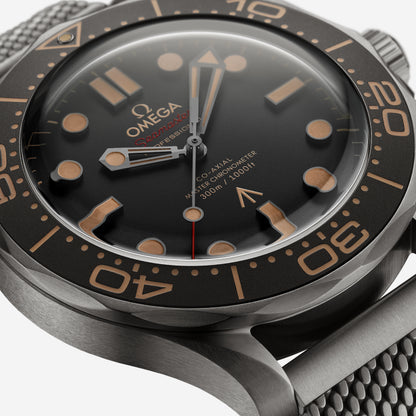 Seamaster Diver 300M 007 Edition + FREE Extra NATO Strap
