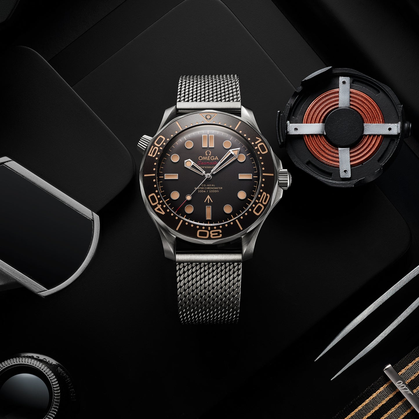 Seamaster Diver 300M 007 Edition + FREE Extra NATO Strap