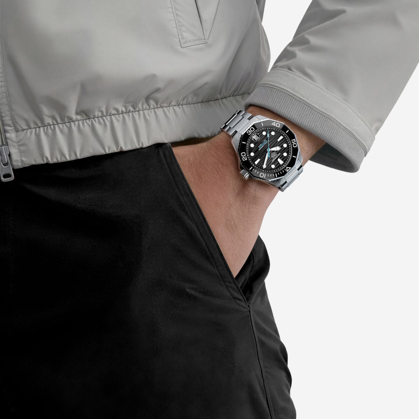 TAG Heuer Aquaracer Professional 300 Date 42 mm