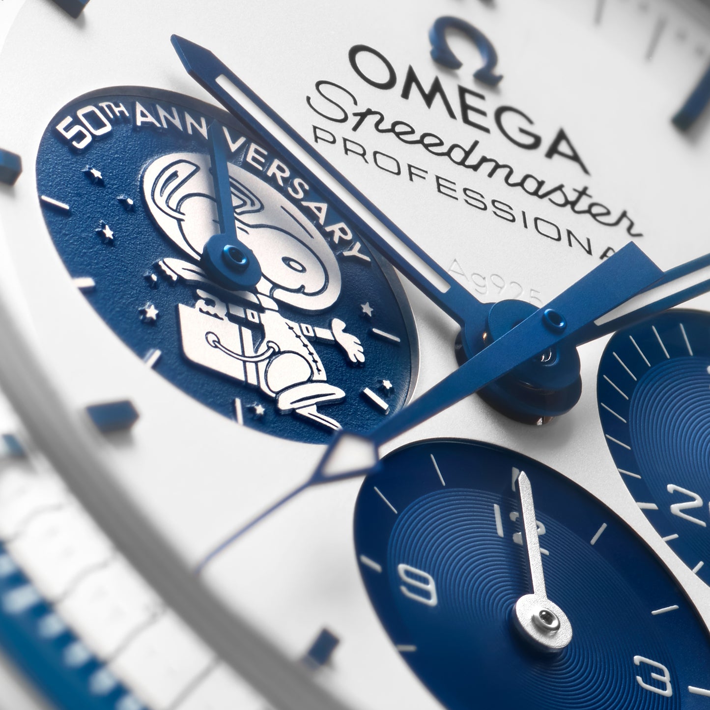 Speedmaster Anniversary Series “Silver Snoopy Award” 42 mm