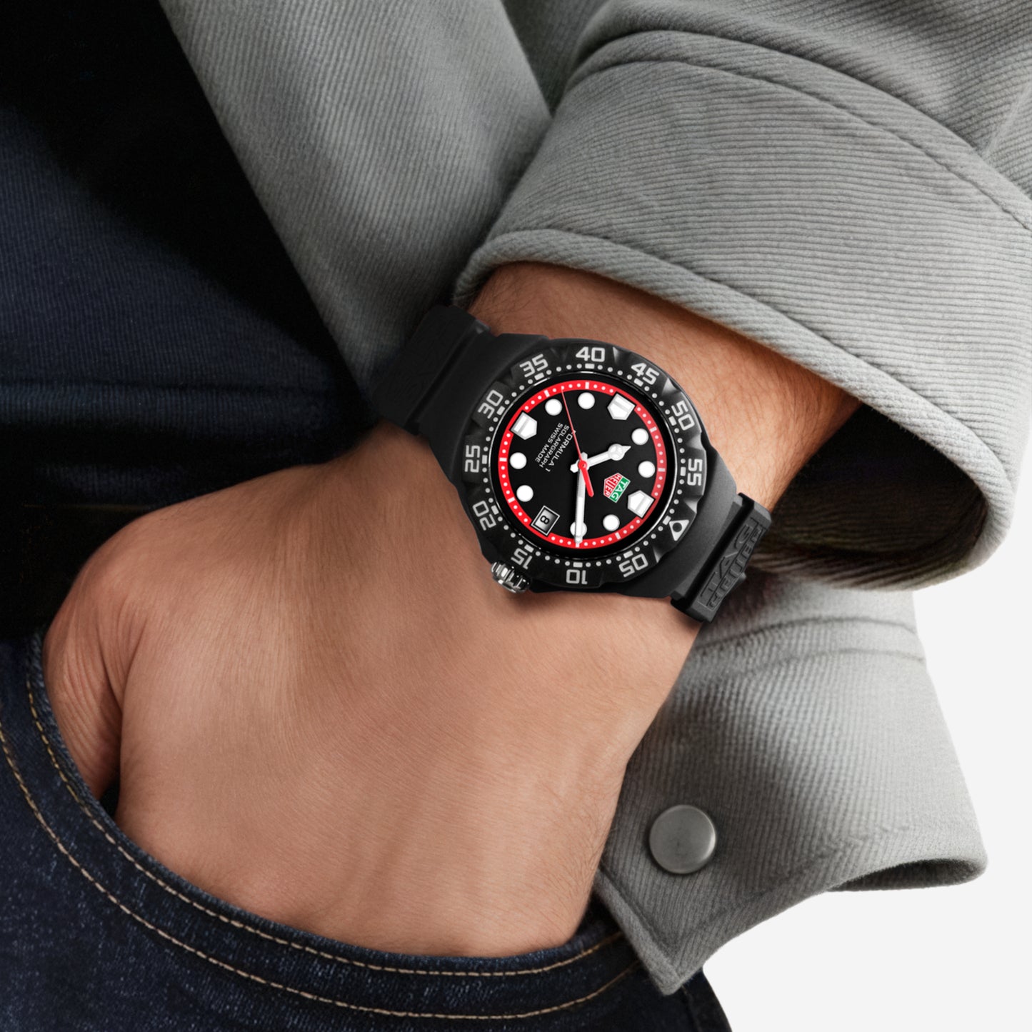 TAG Heuer Formula 1 Solargraph 38 mm